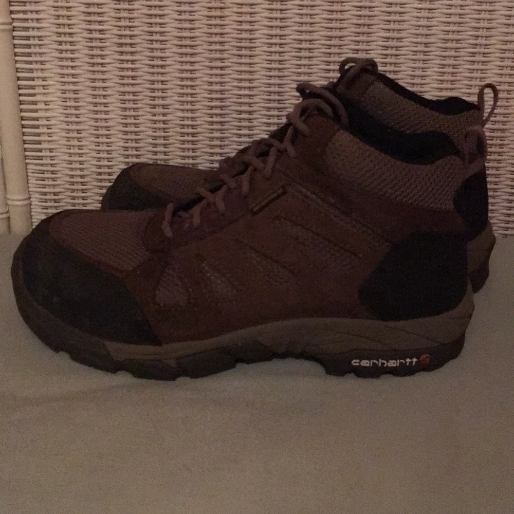 Ladies Carhartt boots